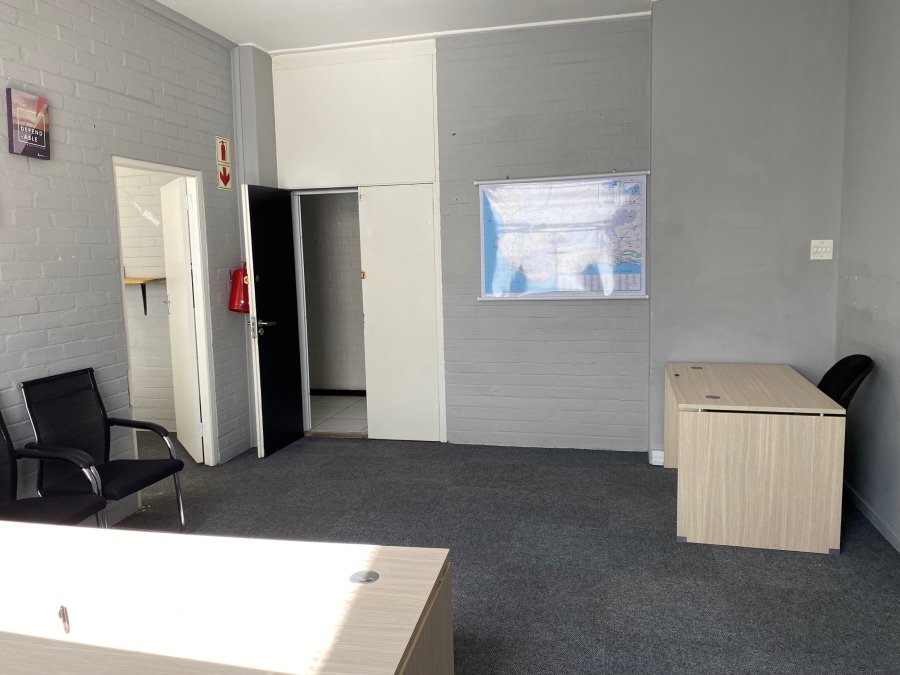 To Let commercial Property for Rent in Gardens Western Cape